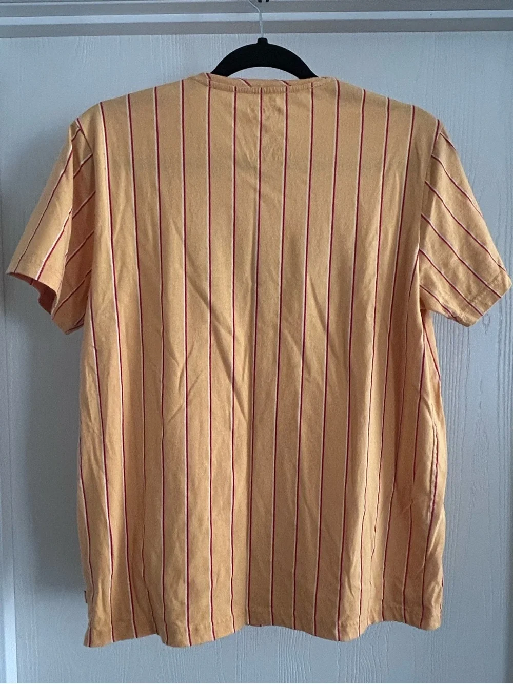 Levi's | Men's Yellow Pinstripe Logo Tee | Size Medium